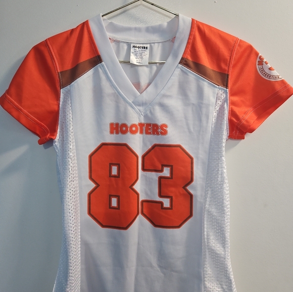 Hooters Small 35 Year Anniversary Jersey - Picture 3 of 11